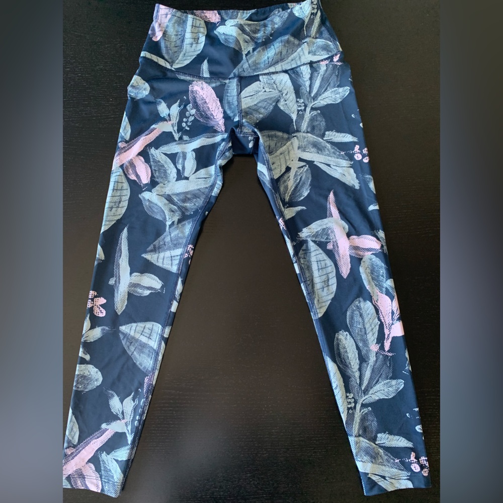 Apana athletic leggings